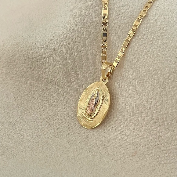 Jewelry | 14k Gold Filled Virgim Guadalupe Necklace Cadena De La Virgen ...